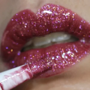 Pearlescent jelly rotating lipstick